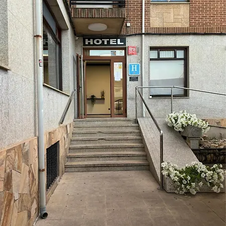 Hotel Juan Manuel *