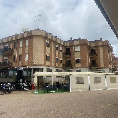 Hotel Juan Manuel Camarzana de Tera