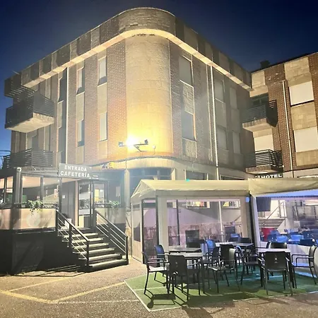 Hotel Juan Manuel Camarzana de Tera