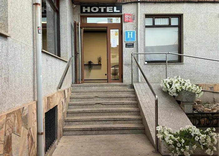 Ξενοδοχείο Juan Manuel *