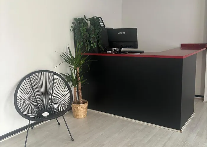 Ξενοδοχείο Juan Manuel *